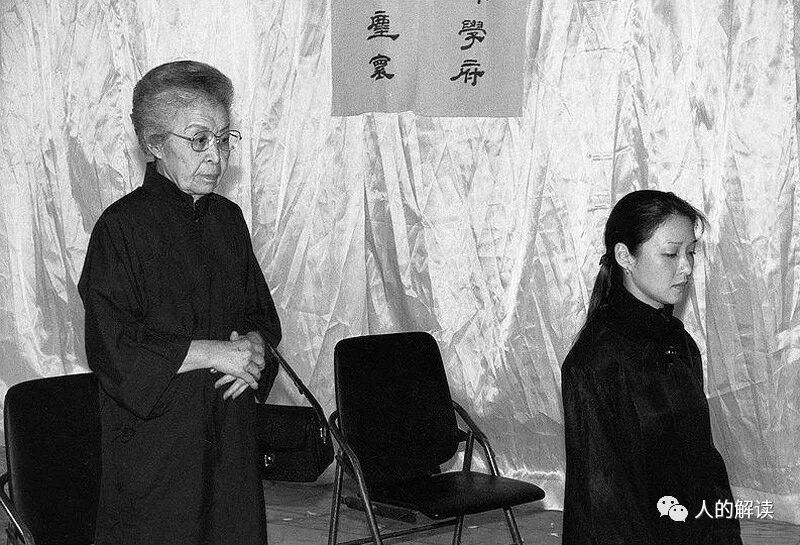 胡因梦的父母关系冲突，死后才学到的灵魂智慧-人的解读