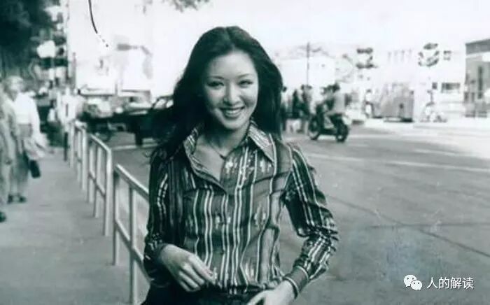 胡因梦的父母关系冲突，死后才学到的灵魂智慧-人的解读