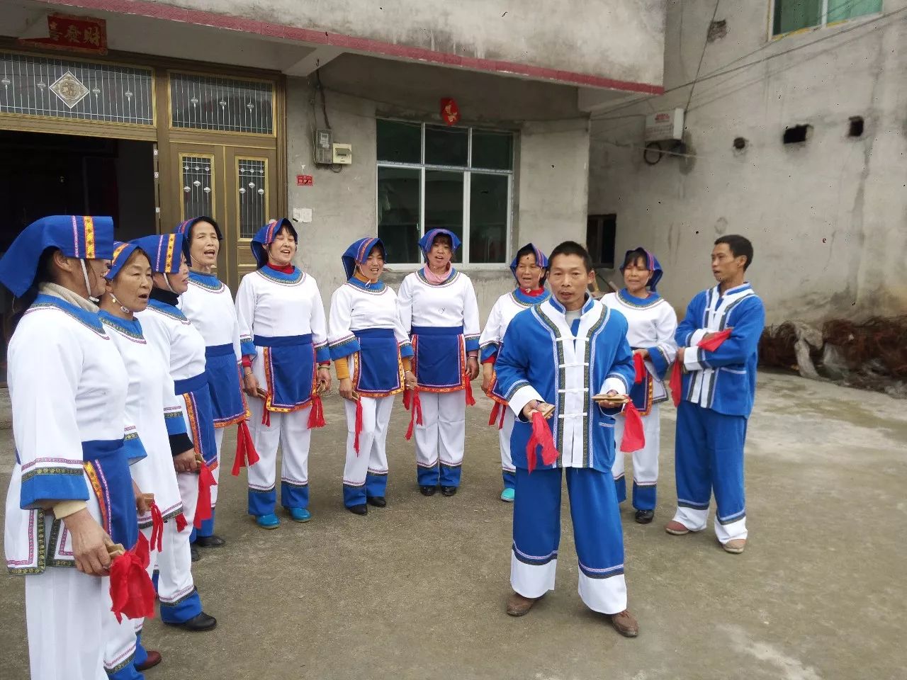亚鱼:“五进“开启学习宣传贯彻党的十九大精神新模式