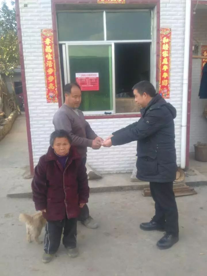 “哑巴说话了”——记玉屏姚银碧与李显斌的故事