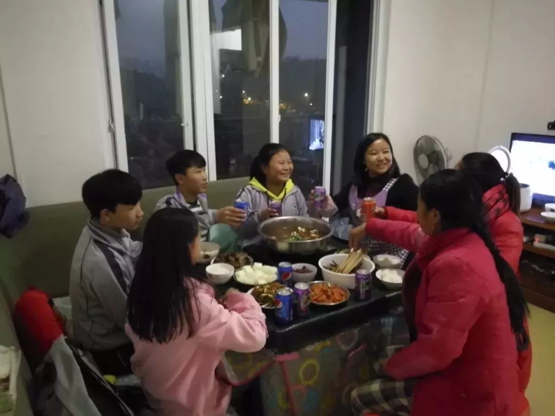 吴承忠:教育扶贫路上的“引路人”
