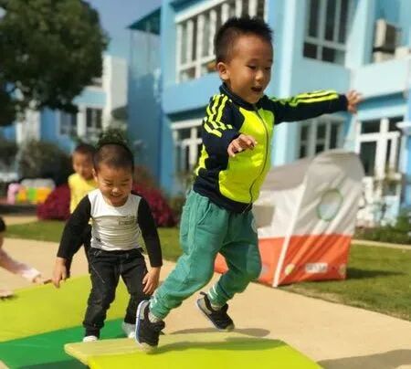 加强特色品牌建设，促进幼儿身心和谐全面发展相关资料 3