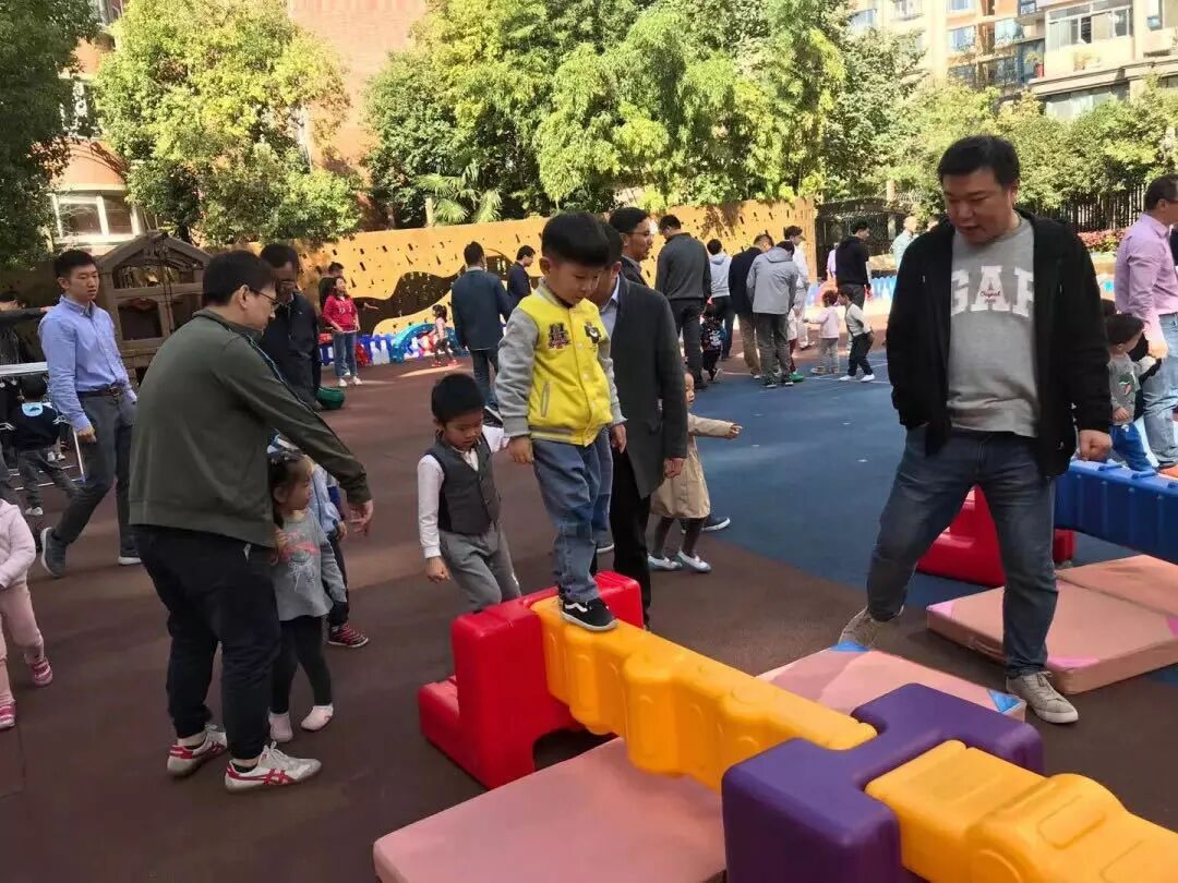 生活皆课程，课程皆童趣，用心点亮每个孩子的快乐童年相关资料 18
