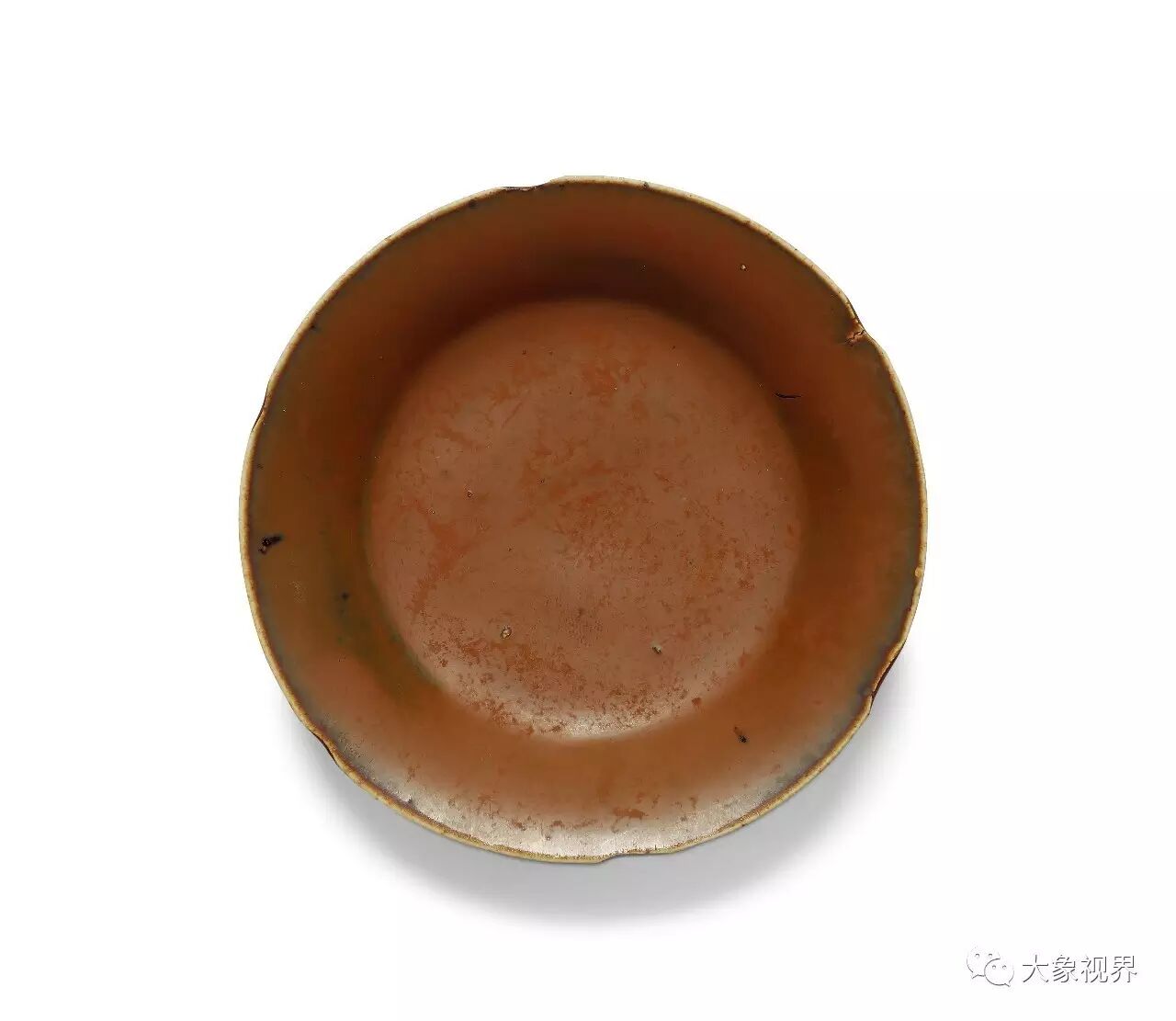 lot 3325 宋当阳峪窑酱釉花口碟 d 11.8cm 估价:hkd 30,000   50,000