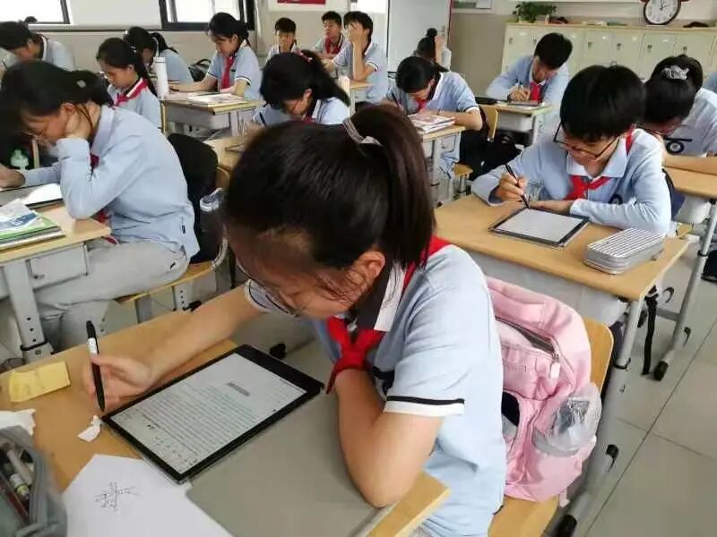 這所學校探索教育數字化轉型近5年，效果如何？的圖3