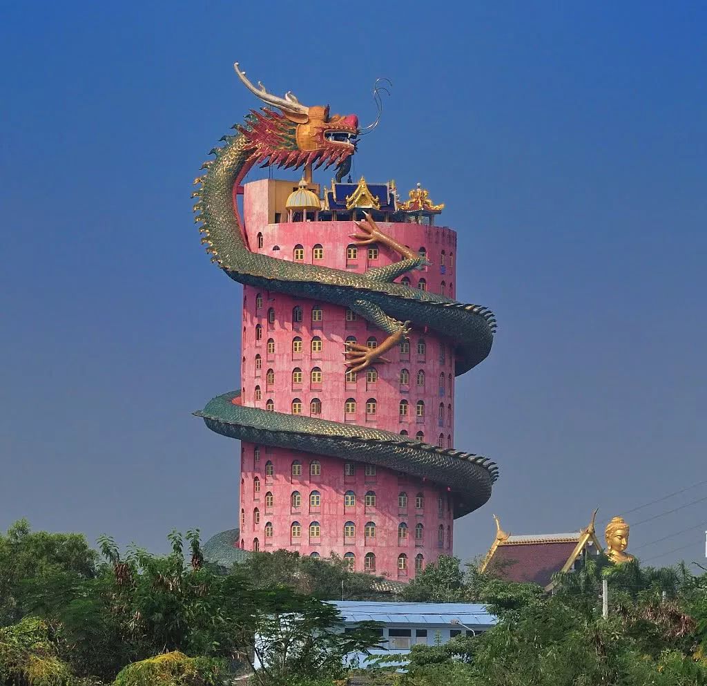 東南亞最威武的寺廟：建築17層，巨龍盤繞直聳雲天！ 旅行 第6張
