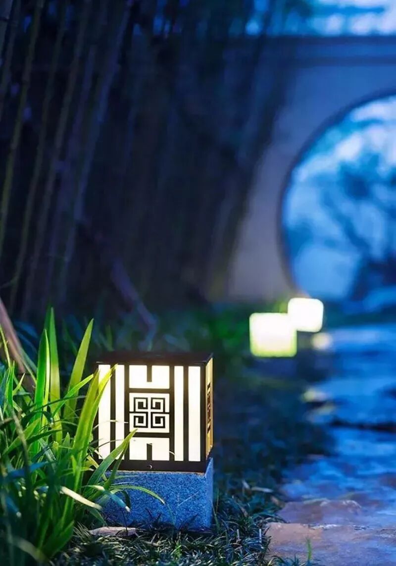 夜幕下的庭院，美到让人沉醉