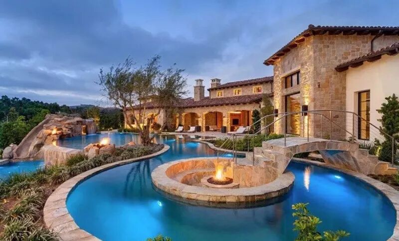 夜幕下的庭院，美到让人沉醉