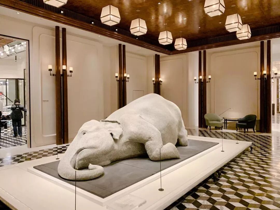 比东京绚烂，烟火气不输曼谷，这座好逛好吃的国际化大都市，值得打卡100次！