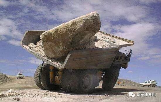 汽车界的汽车界的 航空母舰 它说第二 没车敢说第一 航空母舰 它说第二 没车敢说第一 烟威新资讯