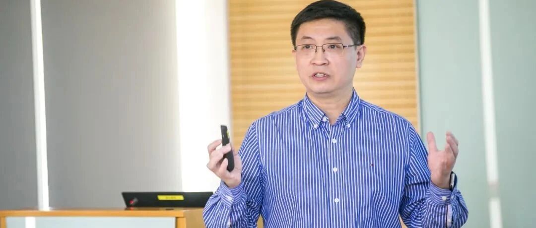 【观察】让混合云存储更简单，IBM有何神奇“魔法”？