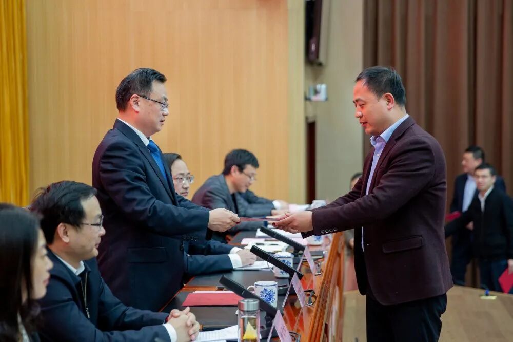 HJC黄金城集团召开2021年度经济事情聚会-HJC黄金城要闻-南通HJC黄金城？？？⒓庞邢薰