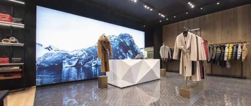 新店 | MACKAGE 万象城店开幕 “小脸外套”沈阳精彩呈现