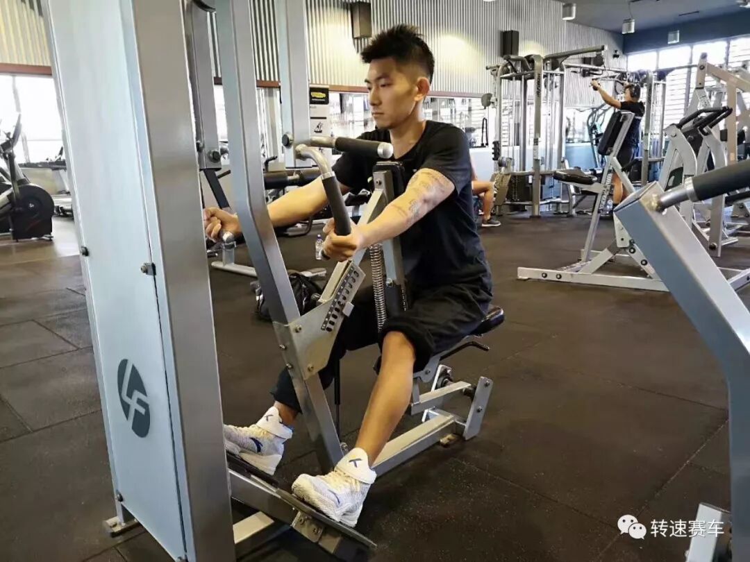 %name 追风少年中国车手储昊文 澳洲拉力赛获组别冠军