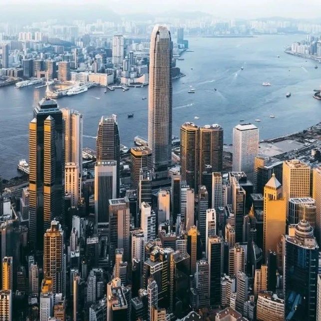 中金：从中报业绩看港股的机会与挑战