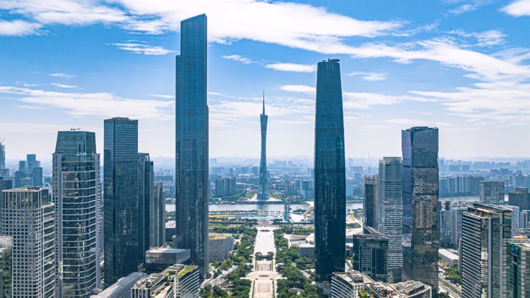 从*到扎堆，广州大平层只用了4年？