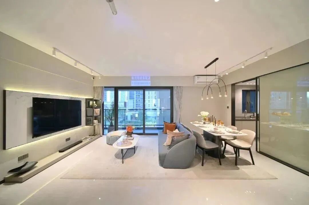 年底上车黄埔，200万预算买黄埔时代印记三房