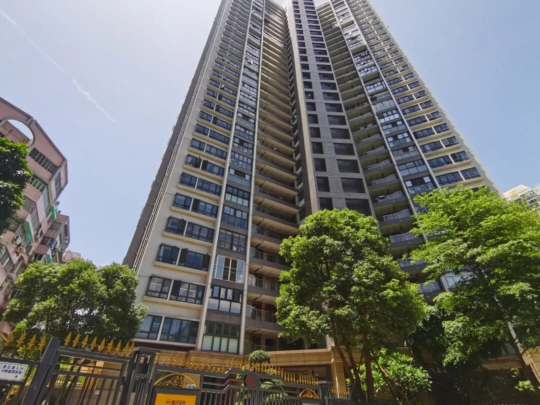 单价13万/平，越秀东山一品125平~145平四房