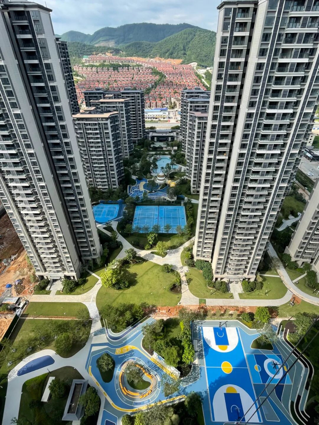 保利中海金地·大国璟，总价130万起即可上车是准现房发售！