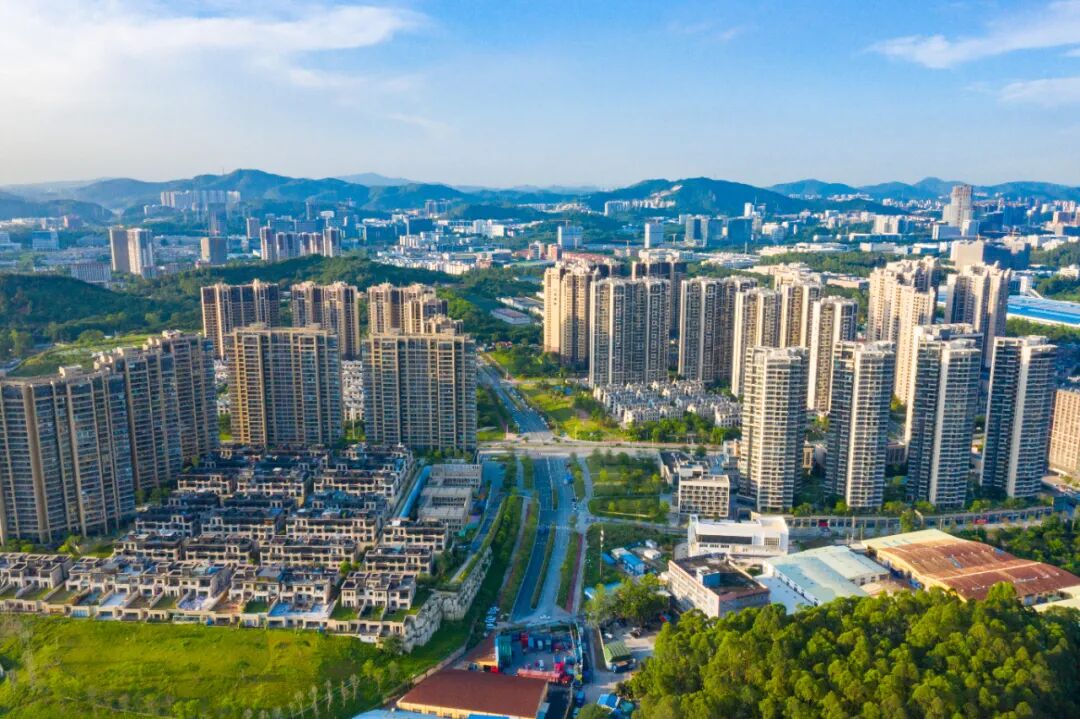 广州别墅频出10万+，4房集体冲8万+！