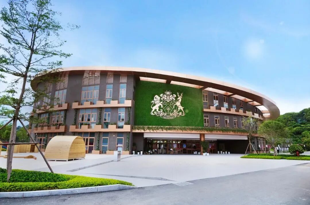 民校*贵30万/年！*高涨幅53%！读完花掉一套市区房