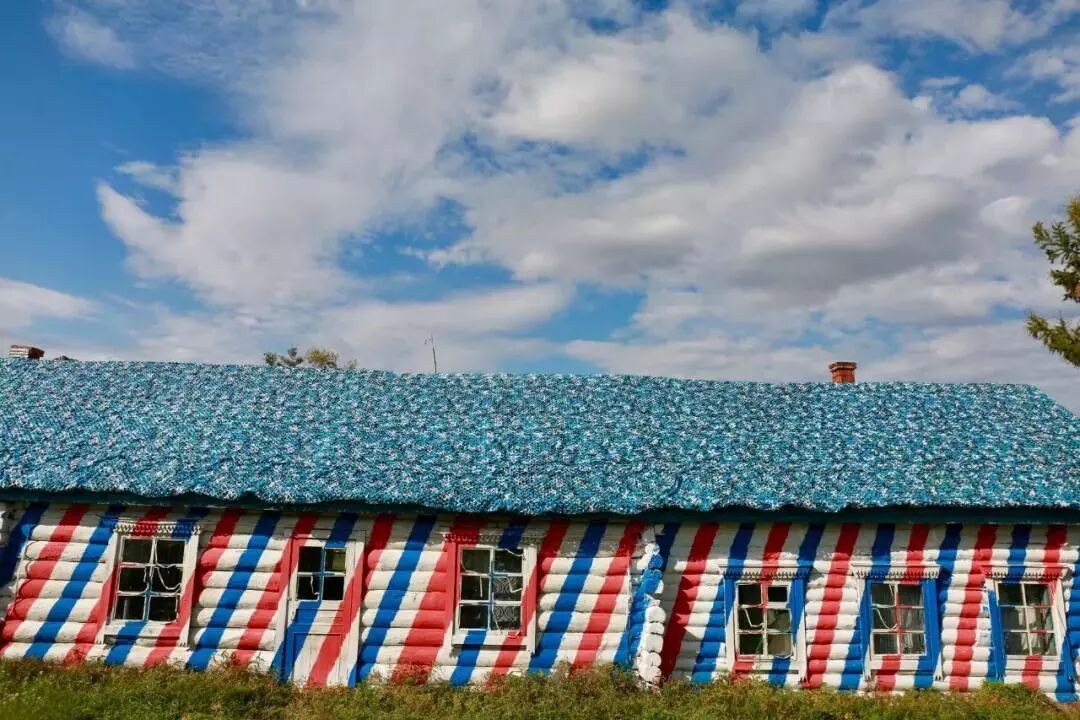 在呼伦贝尔大草原邂逅最美秋天！（组图）