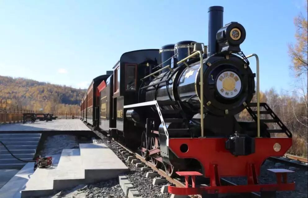 在呼伦贝尔大草原邂逅最美秋天！（组图）