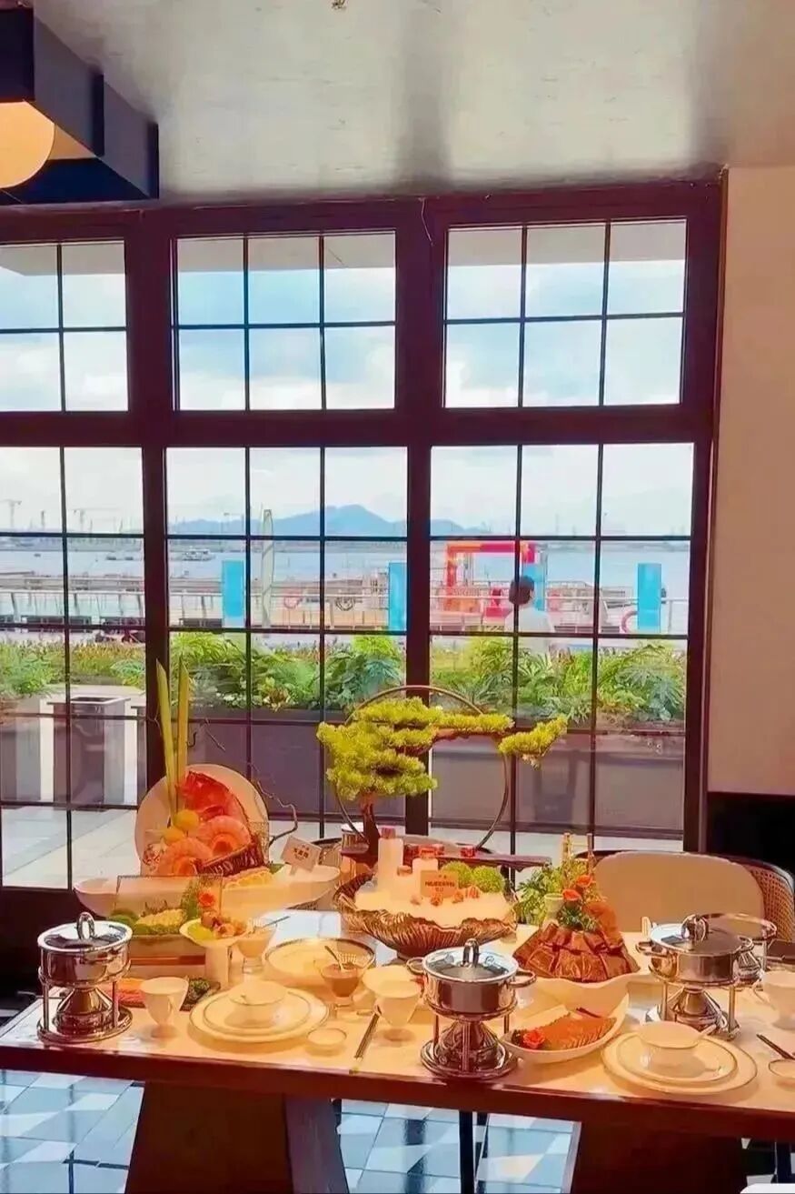 来烟看华晨宇演唱会芝罘莱山游玩线路安排