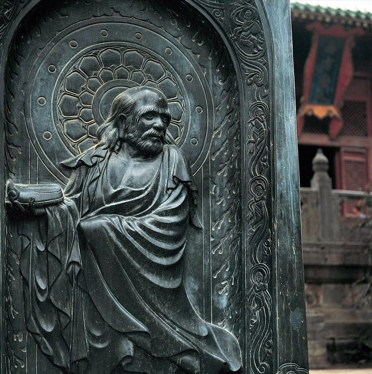 达摩祖师于南北朝时期从印度航海来到中国,他在广州登岸,然后北上金陵