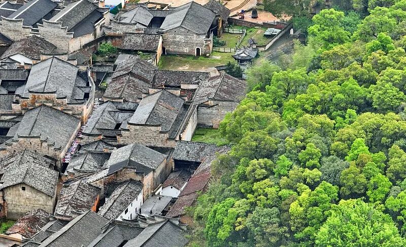 这个五一假期，还有没有真正的小众目的地了？（有，找到了）