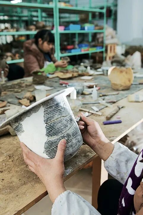 想来想去，只有成都