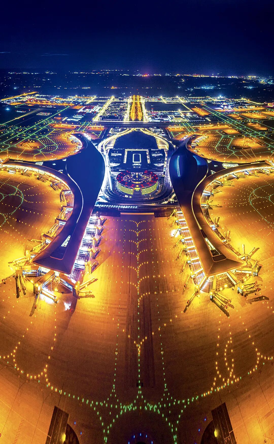 想来想去，只有成都