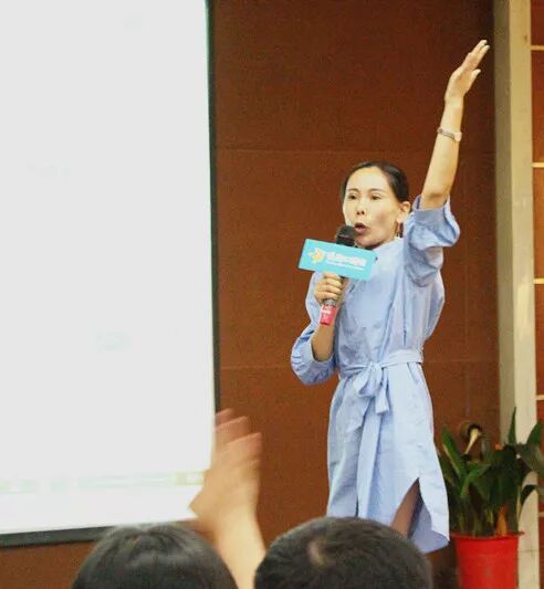 ����ף�ذ��Ĵ��۾��ڶ����Ķ��ƹ���רҵ��ѵʤ���ٿ���