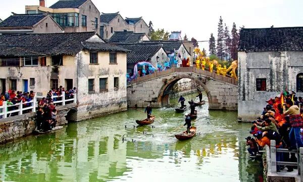 乡村大戏台让陶都文化互动“忙”了起来