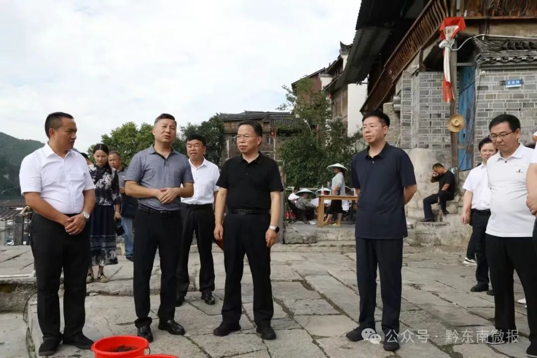 雷山县县委书记图片