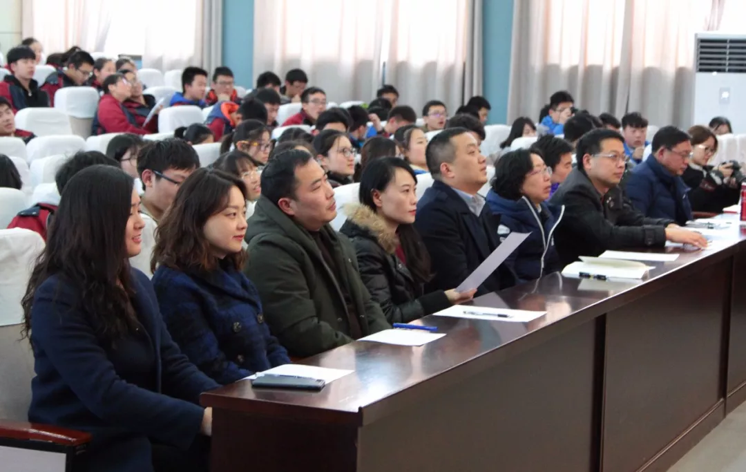 【假如我们是学生校长助理】雨中国高学生竞选校长助理,搭建师生沟通桥梁 【假如我们是学生校长助理】雨中国高学生竞选校长助理,搭建师生沟通桥梁