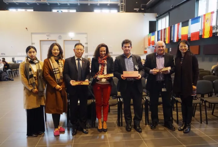【谱写中欧交流新篇章】欧盟国际学校为雨中国高回访团举行隆重欢迎仪式 【谱写中欧交流新篇章】欧盟国际学校为雨中国高回访团举行隆重欢迎仪式