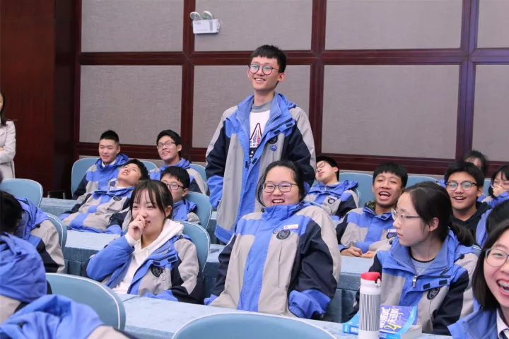【名校讲座】美国田纳西大学招生官来访,留学申请全解析 【名校讲座】美国田纳西大学招生官来访,留学申请全解析