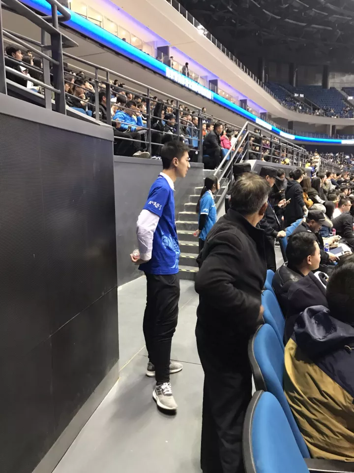担任篮球世界杯志愿者:我们见证了中国队开门红! 担任篮球世界杯志愿者:我们见证了中国队开门红!