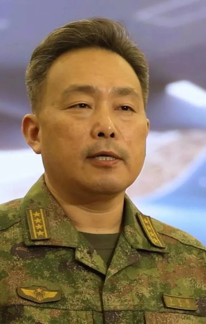 空军首任新闻发言人申进科退休 坦言"若有战召必回"