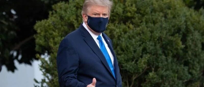 特朗普已出现低烧发冷症状入院治疗 消息人士:他呼吸有些困难