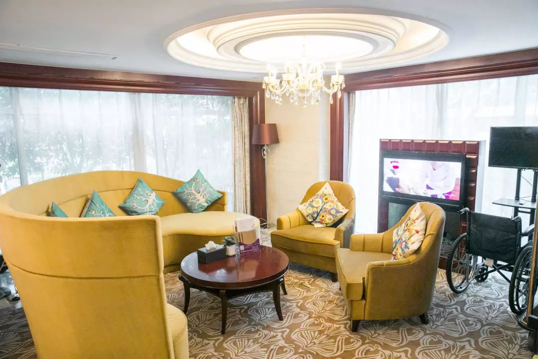 月子會(huì)所有什么好處_女人月子會(huì)所_月子會(huì)所干什么