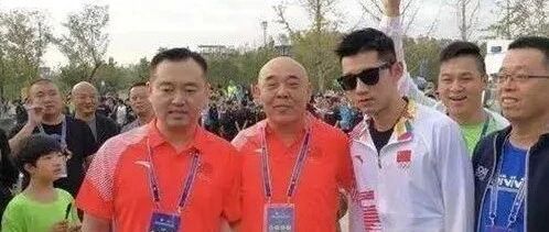 47岁孔令辉现身！和张继科亮相乒乓球赛事！两位大满贯会回归吗？