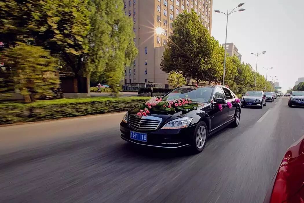 婚礼百科 | 接亲风水要注意，婚车也有大讲究