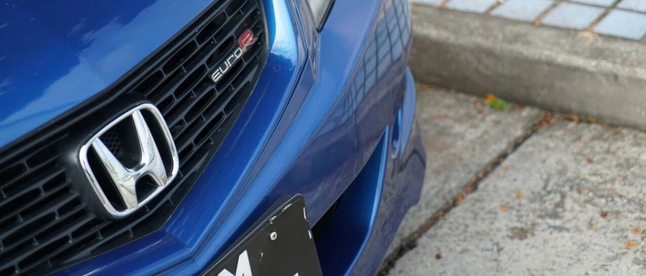 当古惑仔转做正行后，开一台红头暴走行政快车如何？