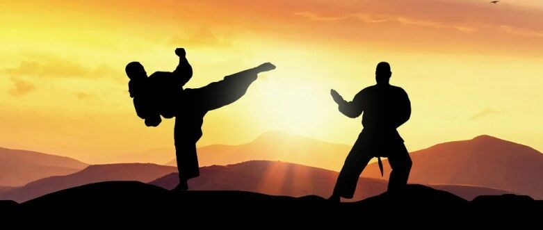 “蚂蚁”火了，腾讯也火了：一个员工人均激励可在杭州买一套283平房子！一个重回中国首富！机构预测还能涨