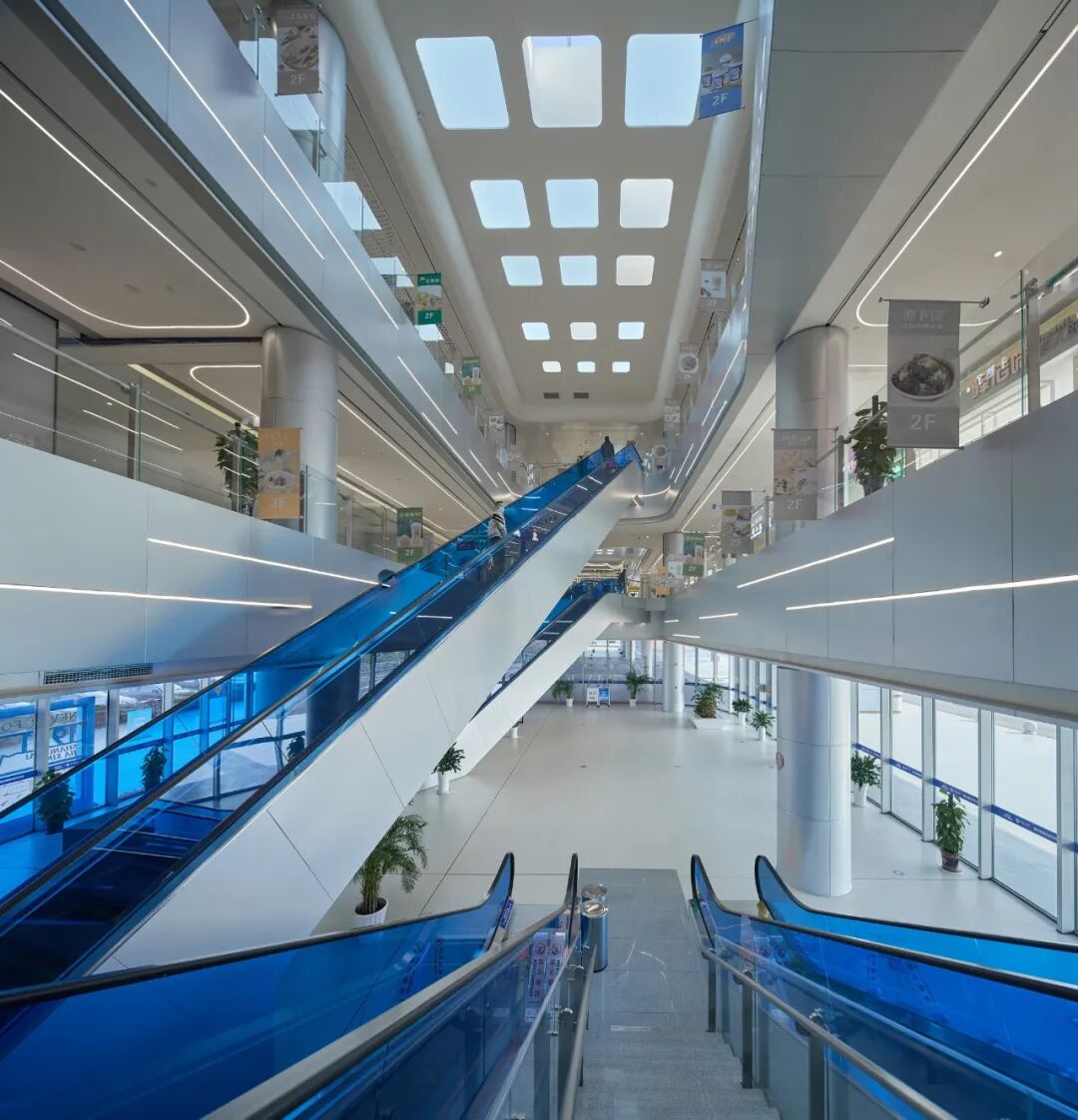 goa作品 | 沪杭高速嘉兴服务区：公路上的综合体