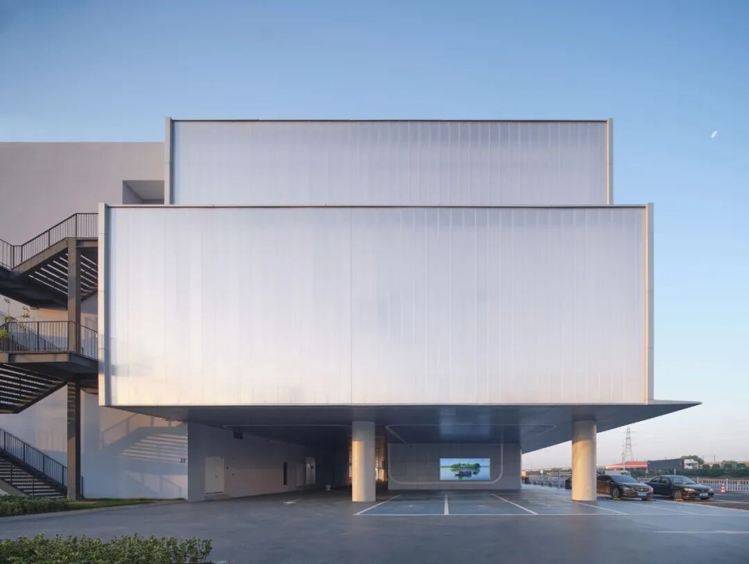 goa作品 | 沪杭高速嘉兴服务区：公路上的综合体