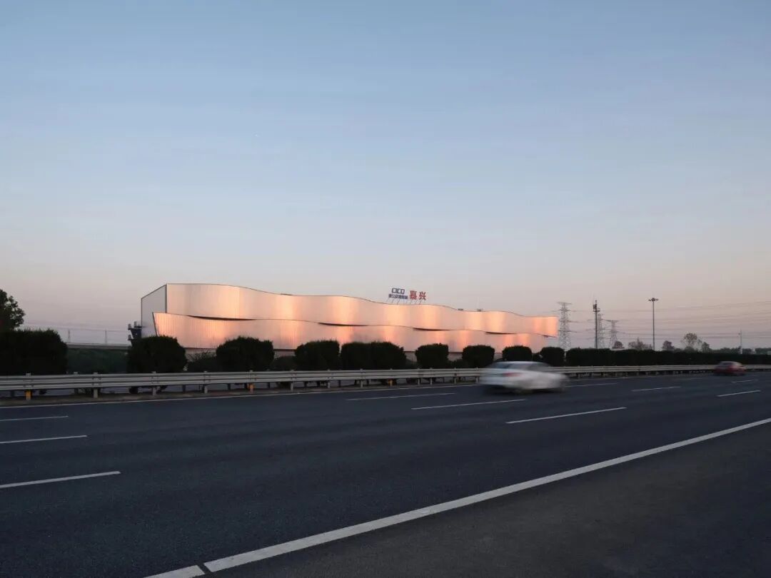 goa作品 | 沪杭高速嘉兴服务区：公路上的综合体