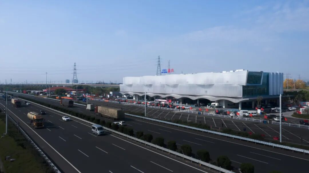 goa作品 | 沪杭高速嘉兴服务区：公路上的综合体